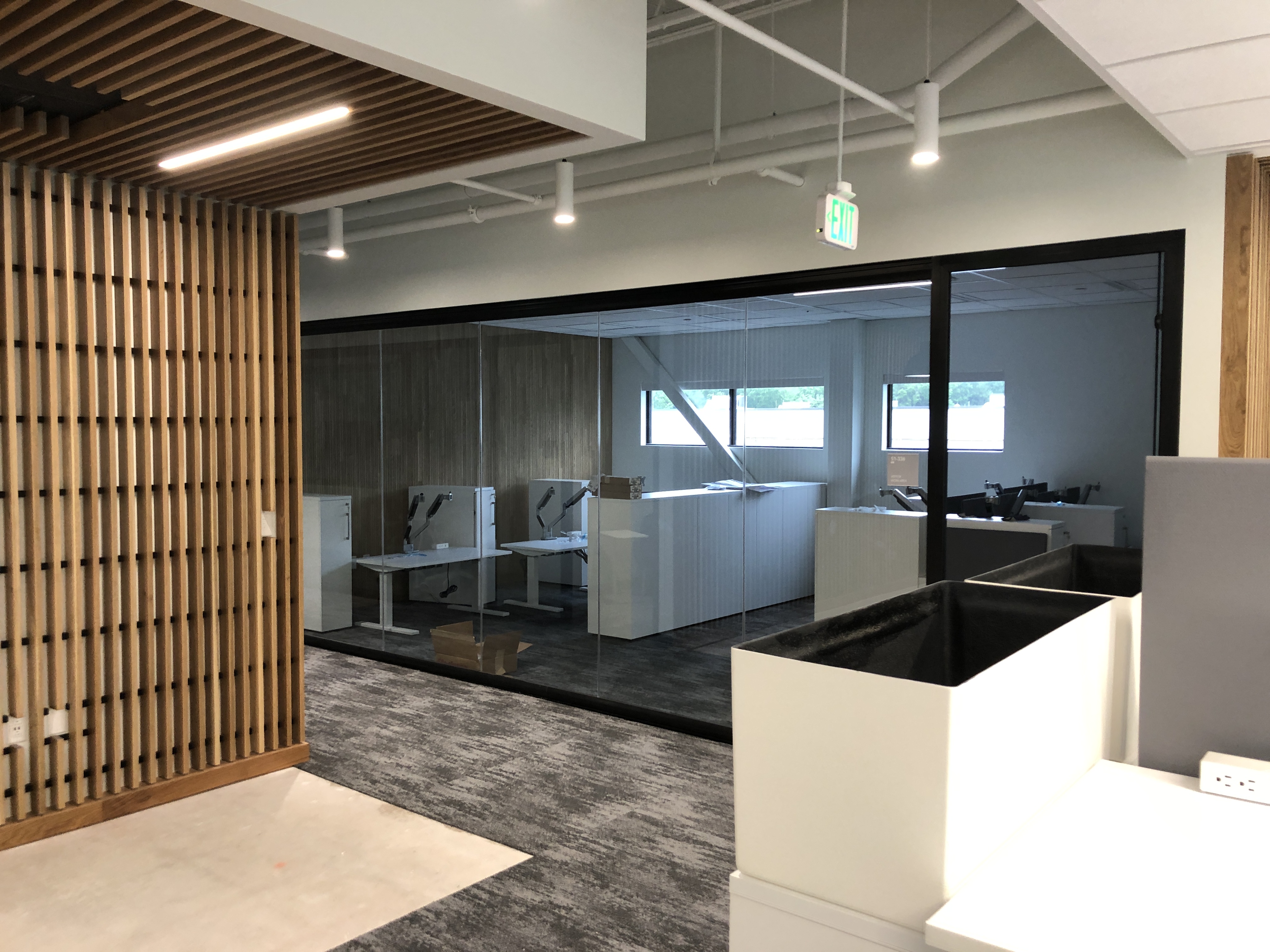 Eppendorf Architectural Glass Walls — photo 4