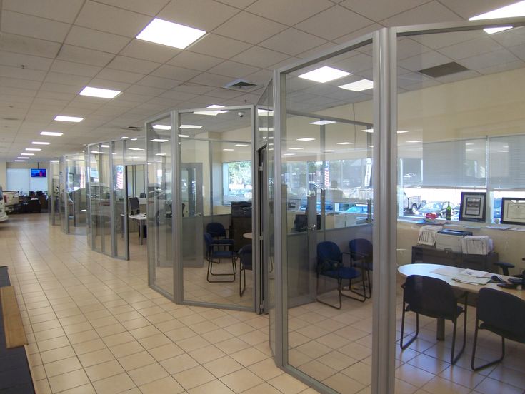 Jack Madden Ford Architectural Glass Walls — photo 2