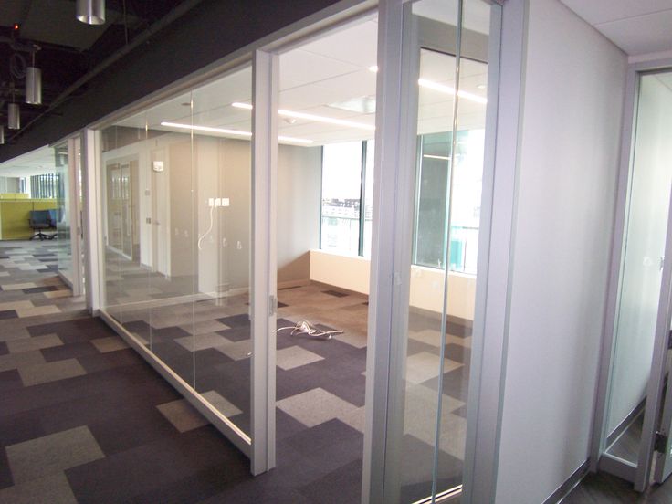 Glass & Modular Wall Gallery Architectural Glass Walls — photo 2