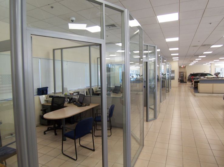 Jack Madden Ford Architectural Glass Walls — photo 3